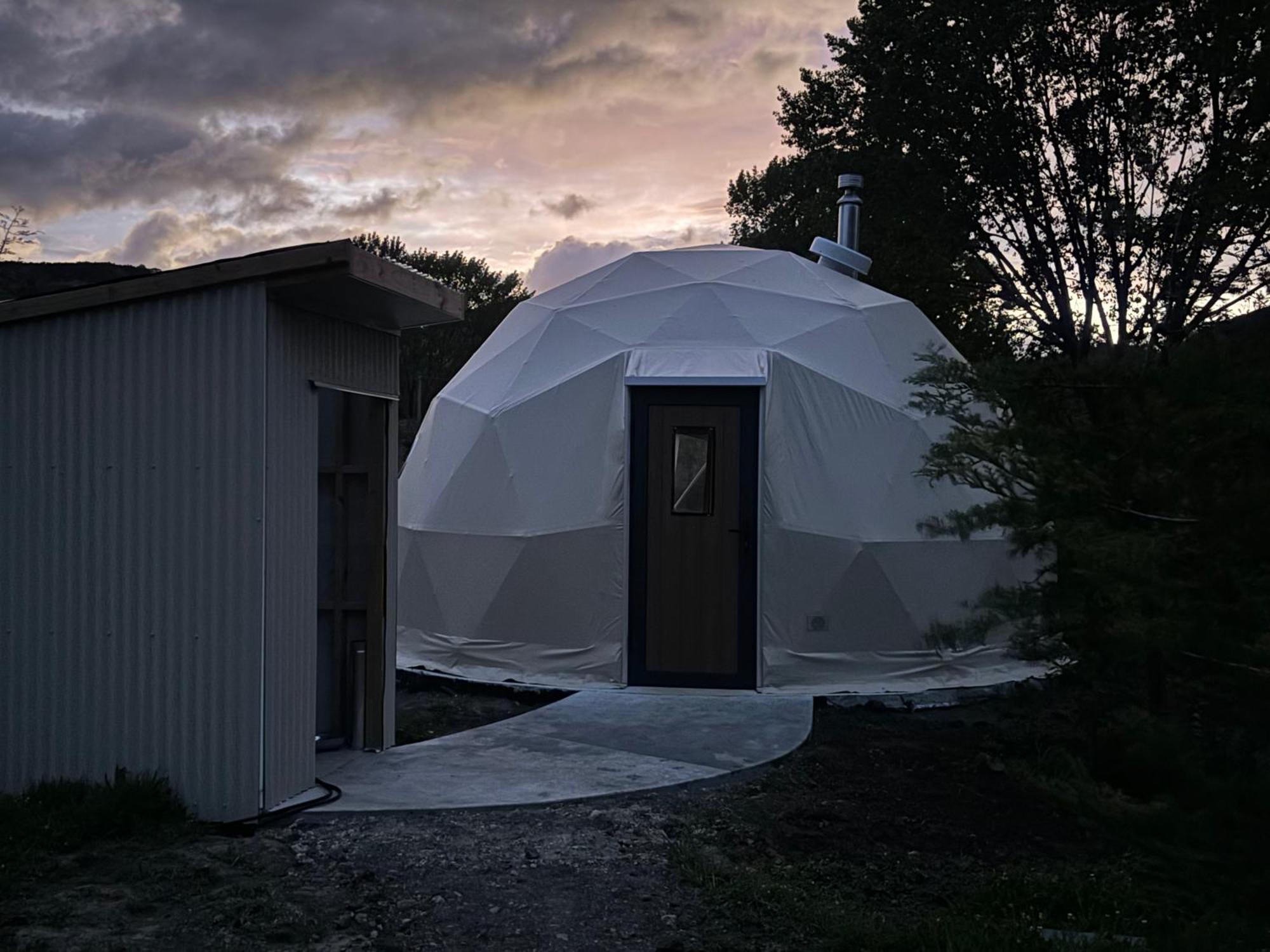 Takahuri Glamping Domes Whanganui Bagian luar foto