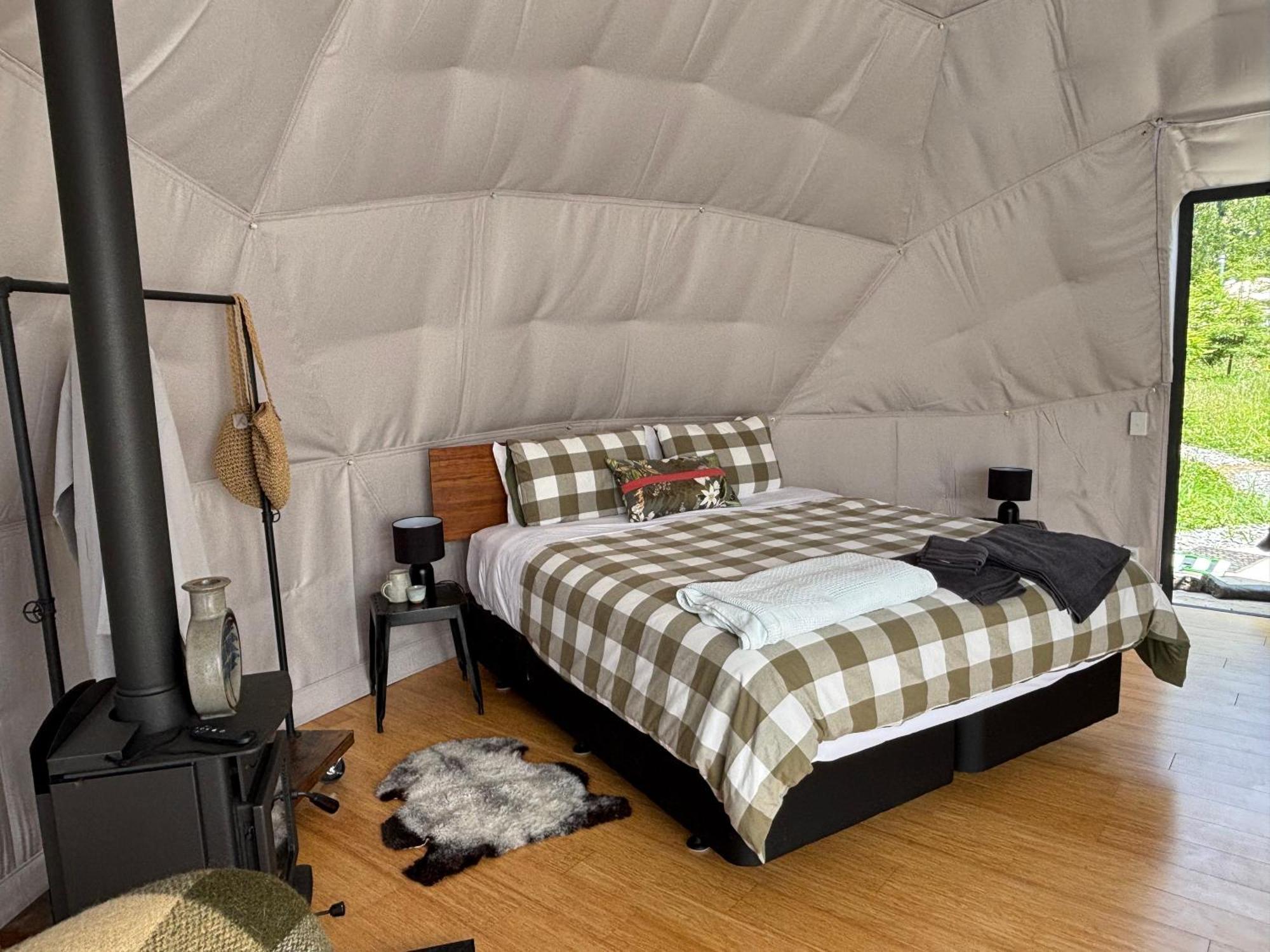 Takahuri Glamping Domes Whanganui Bagian luar foto